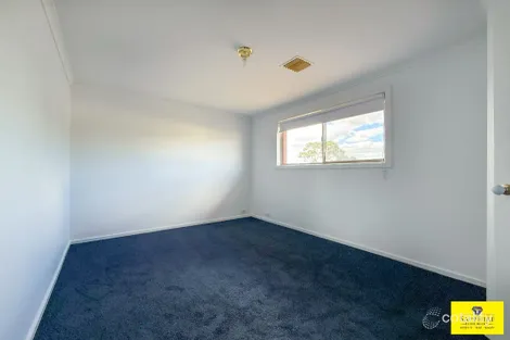 Property photo of 45 Stainsby Crescent Roxburgh Park VIC 3064