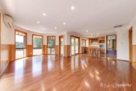 34 Oakleaf Pl, Narre Warren South, VIC 3805