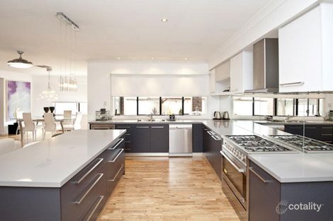 Property photo of 8 Black Sheoak Place Langwarrin VIC 3910