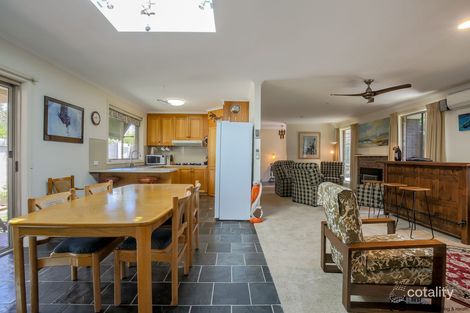 Property photo of 29 Third Parade Raymond Island VIC 3880