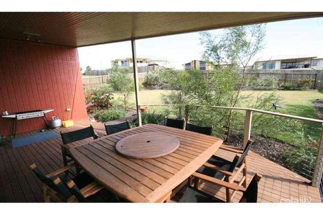 32 Affleck Ave, Petrie, QLD 4502