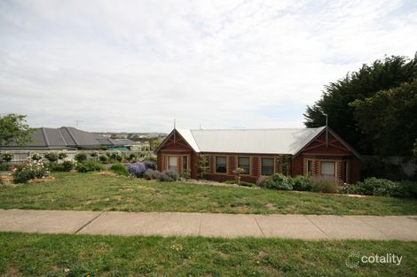 46 Meadowvale Dr, Grovedale, VIC 3216