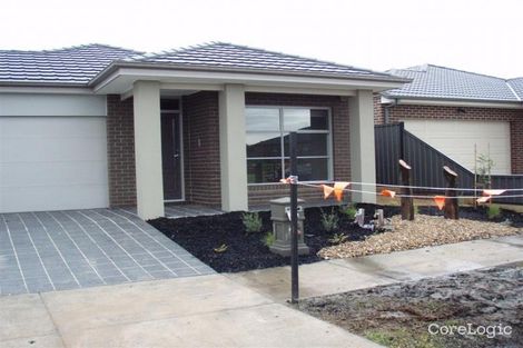 Property photo of 3 Braveheart Road Craigieburn VIC 3064