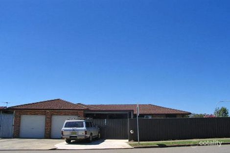 24 Dakota Dr, Bossley Park, NSW 2176