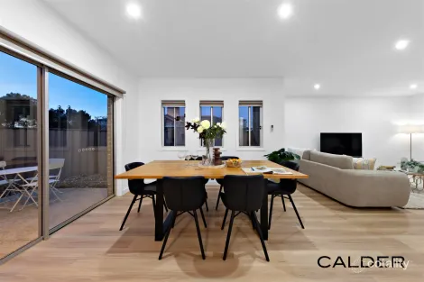 Property photo of 1/122 George Street St Albans VIC 3021