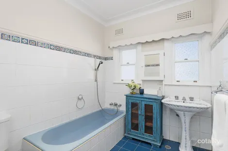 Property photo of 17 Fiona Road Beecroft NSW 2119