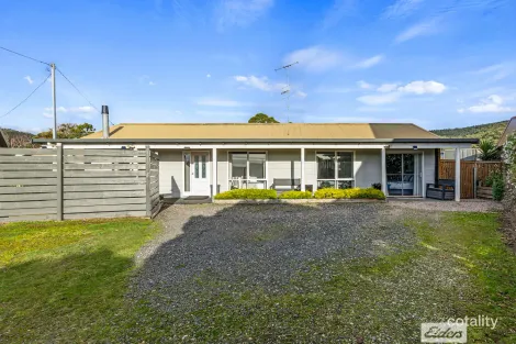 Property photo of 19 Irbys Circus Sisters Beach TAS 7321
