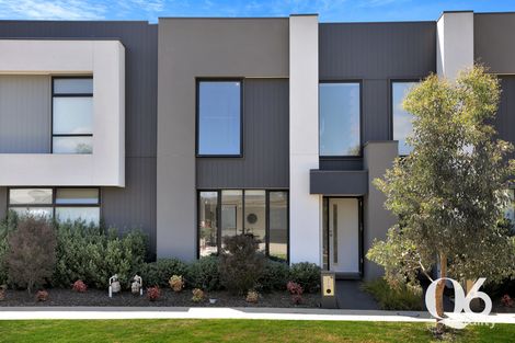 16 Orange Dr, Fraser Rise, VIC 3336