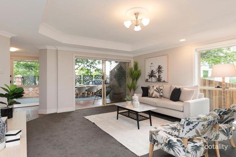 Property photo of 1/27 Swann Road Taringa QLD 4068