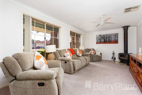 Property photo of 11 Watermark Way Point Cook VIC 3030