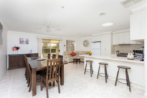 Property photo of 11 Watermark Way Point Cook VIC 3030