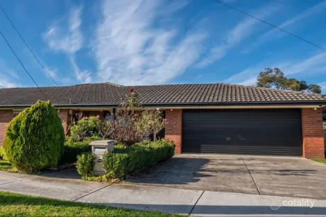 2 Cochrane St, Cranbourne, VIC 3977