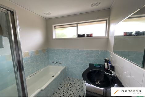 Property photo of 9 Brooks Street Macquarie Fields NSW 2564