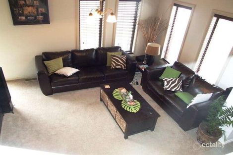 Property photo of 2/10-12 Ross Street Darley VIC 3340