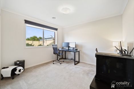 Property photo of 98 Black Knight Way Kurunjang VIC 3337