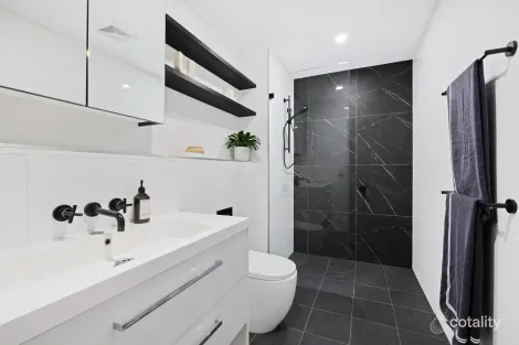 Property photo of 313/697-701 Pittwater Road Dee Why NSW 2099