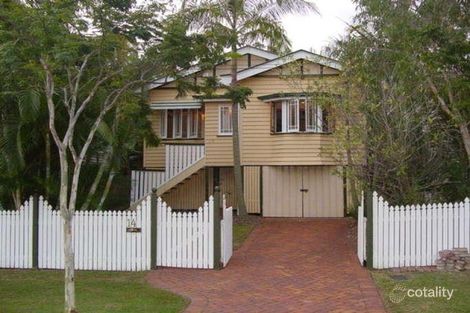 14 Cyril St, Camp Hill, QLD 4152