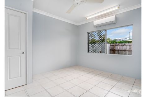 Property photo of 1/16 Smart Street Mooroobool QLD 4870