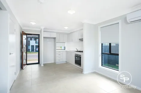 Property photo of 3 Eclipse Street Oran Park NSW 2570