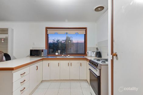Property photo of 2/2 Corella Place Werribee VIC 3030
