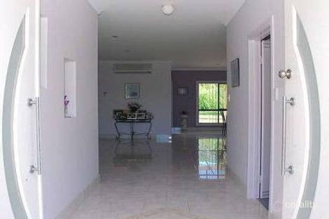 Property photo of 14 Sunline Court Urangan QLD 4655