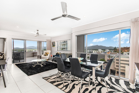 2/122 Walker St, Townsville City, QLD 4810