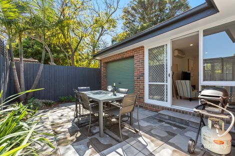 Property photo of 2/11 Rossmith Avenue Beaumaris VIC 3193