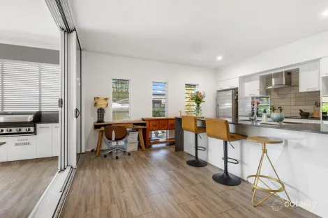 Property photo of 24 Julaji Close Bonnie Doon QLD 4873