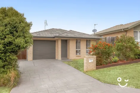 Property photo of 4 Flame Tree Circuit Woonona NSW 2517