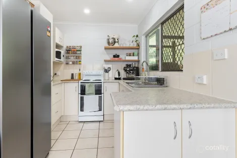 Property photo of 35 Survey Street Smithfield QLD 4878