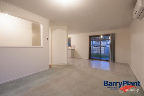 Property photo of 2/5 Jarrah Court Narre Warren VIC 3805