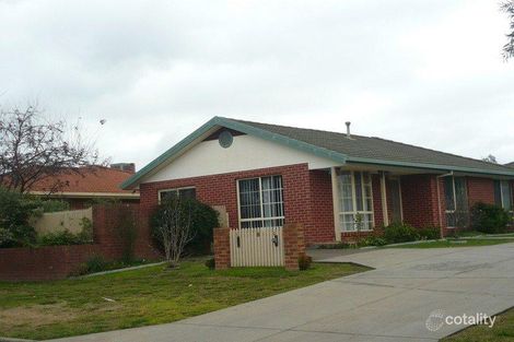 1/8 Rachel Ct, Lavington, NSW 2641