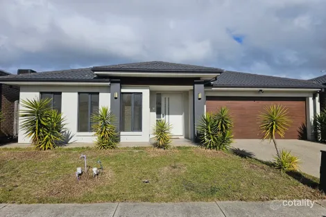 13 Bastings Ave, Mickleham, VIC 3064