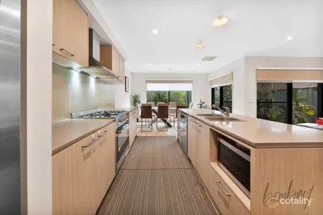 Property photo of 7 Deerbrook Circuit Wollert VIC 3750