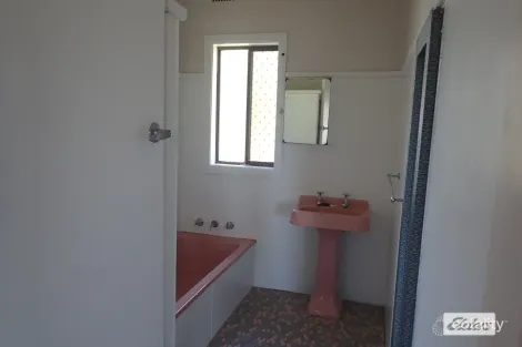 Property photo of 2A Maiden Avenue Taree NSW 2430