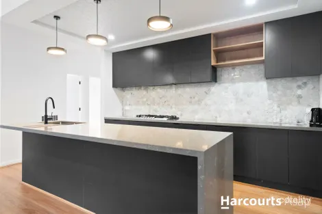 Property photo of 2 Eiger Street Clyde North VIC 3978