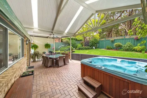 Property photo of 5 Ferguson Close Menai NSW 2234