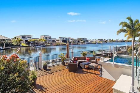 1/3 Artunga Pl, Pelican Waters, QLD 4551