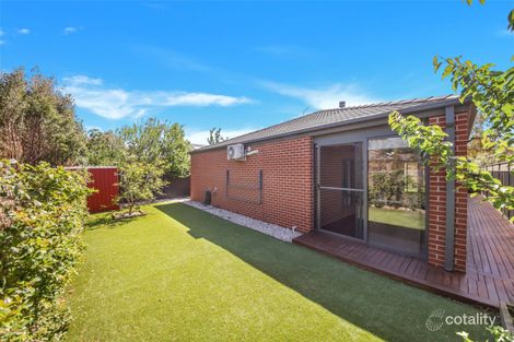 Property photo of 8 Eltham Parade Manor Lakes VIC 3024