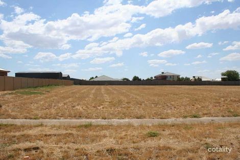 5 Runnymeade Lane, Brookfield, VIC 3338