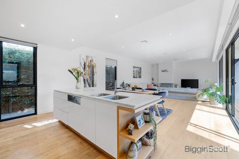 Property photo of 6 Eucalyptus Drive Maidstone VIC 3012