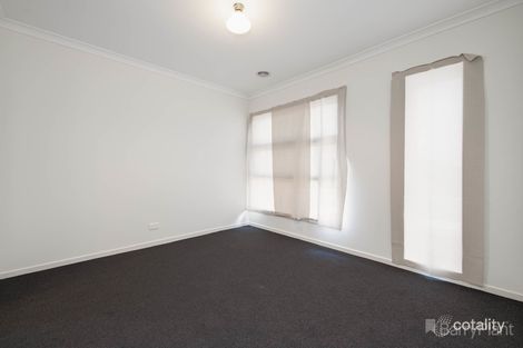 Property photo of 4 Tidworth Way Officer South VIC 3809