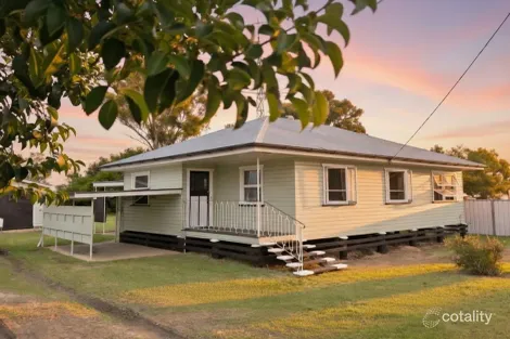 109 East St, Clifton, QLD 4361