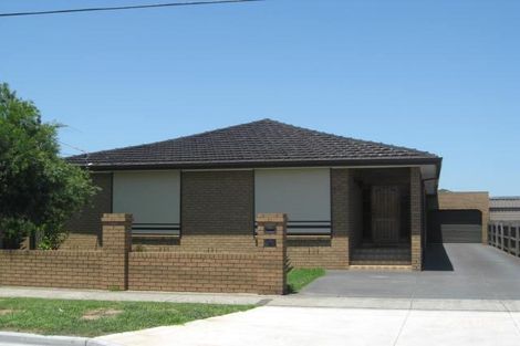 25 Furlong Rd, Sunshine North, VIC 3020