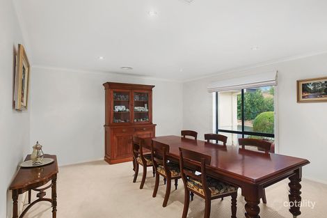 Property photo of 8 Wendy Ey Place Nicholls ACT 2913