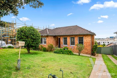 Property photo of 18 Light Street Bar Beach NSW 2300