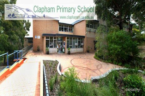 Property photo of 33 Columbia Avenue Clapham SA 5062