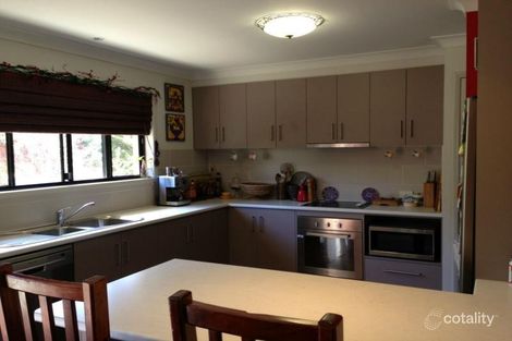 Property photo of 11 Meharry Court Cabarlah QLD 4352