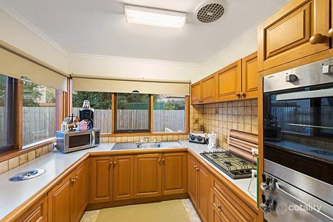 Property photo of 2/49 Wilfred Road Ivanhoe East VIC 3079