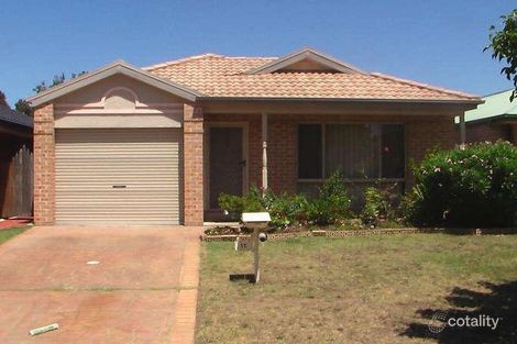 Property photo of 11 Kaputar Court Wattle Grove NSW 2173